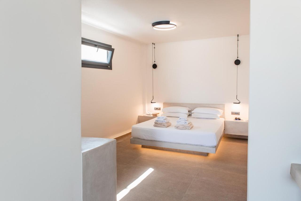 אויה North Wind Luxury Suites מראה חיצוני תמונה