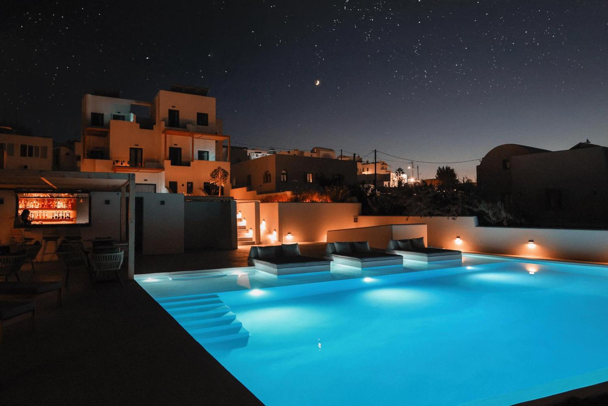 אויה North Wind Luxury Suites מראה חיצוני תמונה